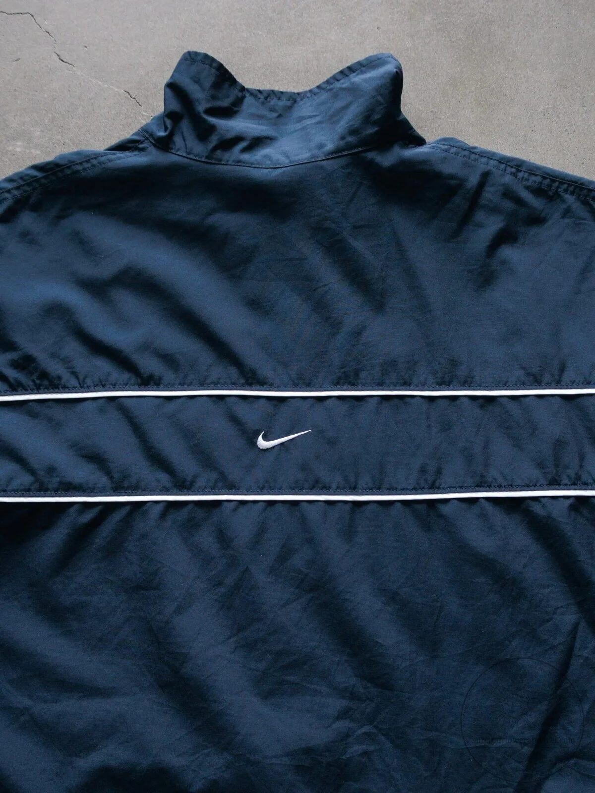 Vintage Nike Navy Blue Windbreaker Jacket with White Stripes 8 Vintage Nike Navy Blue Windbreaker Jacket with White Stripes