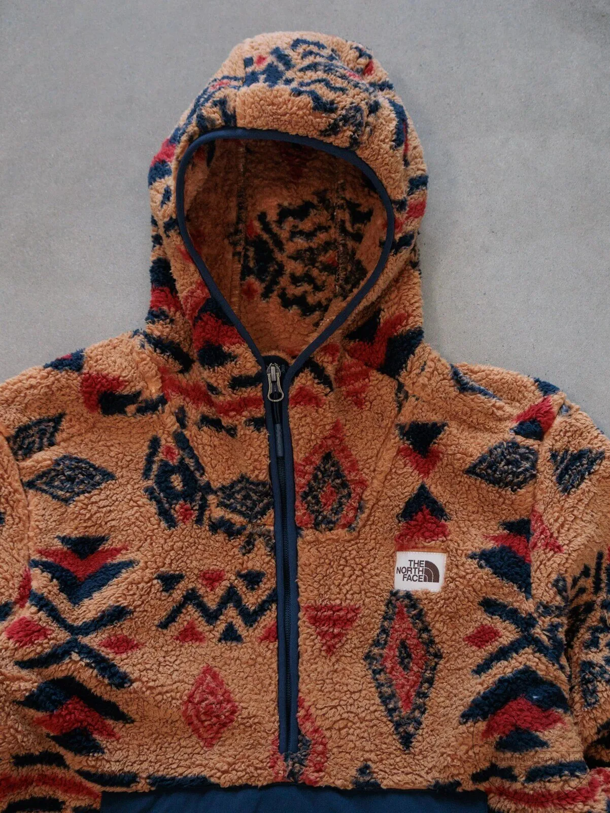 The North Face Aztec Sherpa Fleece Pullover Hoodie for Men 8 The North Face Aztec Sherpa Fleece Pullover Hoodie for Men